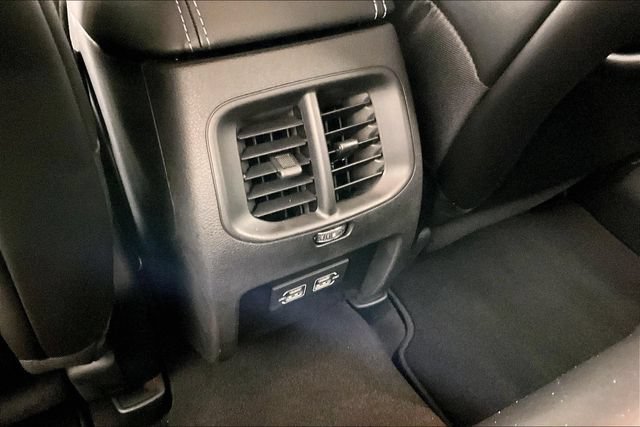 Used 2021 Jeep Cherokee Latitude Plus FWD image 9