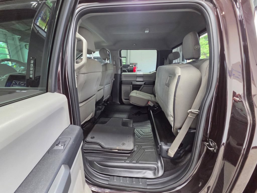 Used 2018 Ford F150 XLT w/ Equipment Group 302A Luxury AWD/4WD image 17