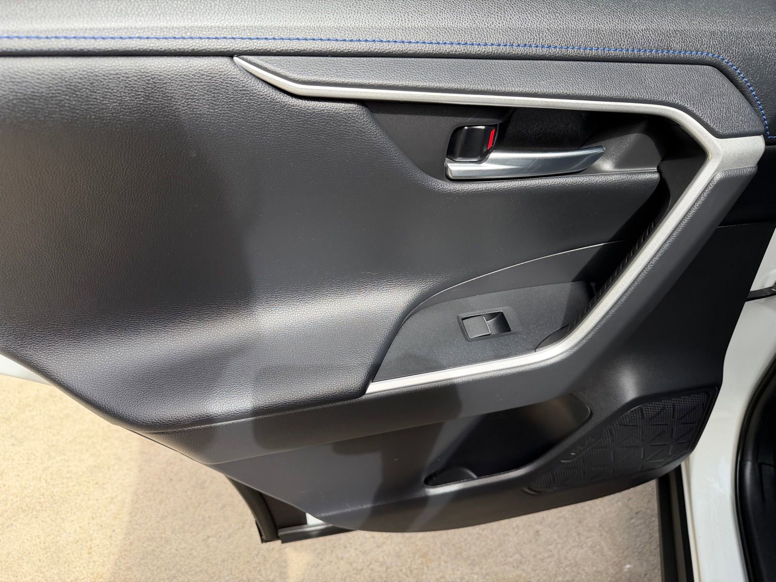 Used 2021 Toyota RAV4 XSE w/ XSE Grade Weather Package image 23