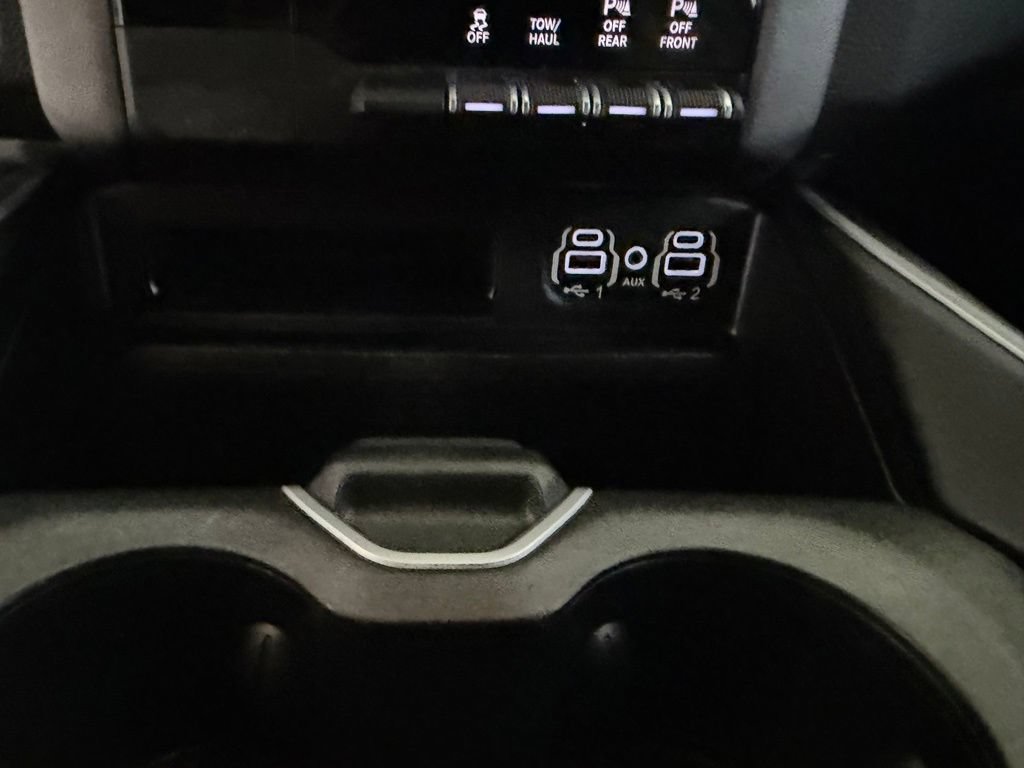 Used 2022 RAM 1500 Big Horn RWD image 48