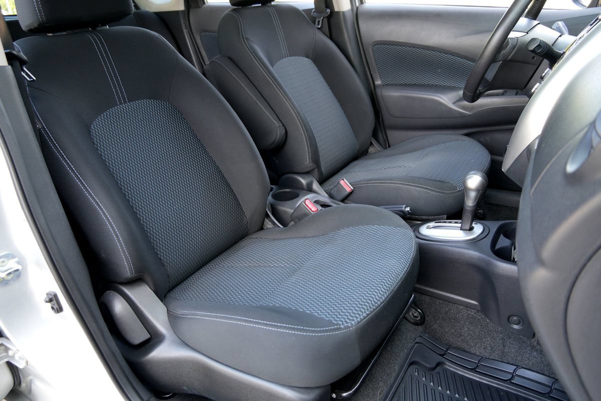 Used 2015 Nissan Versa Note SV FWD image 8