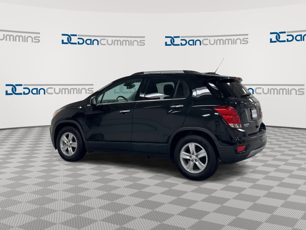 Used 2018 Chevrolet Trax LT w/ LT Convenience Package FWD image 6