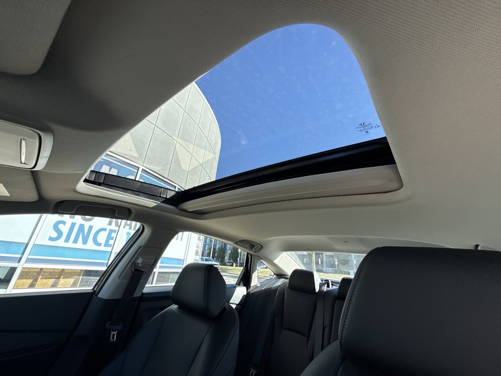 Used 2025 Honda Accord EX-L image 5
