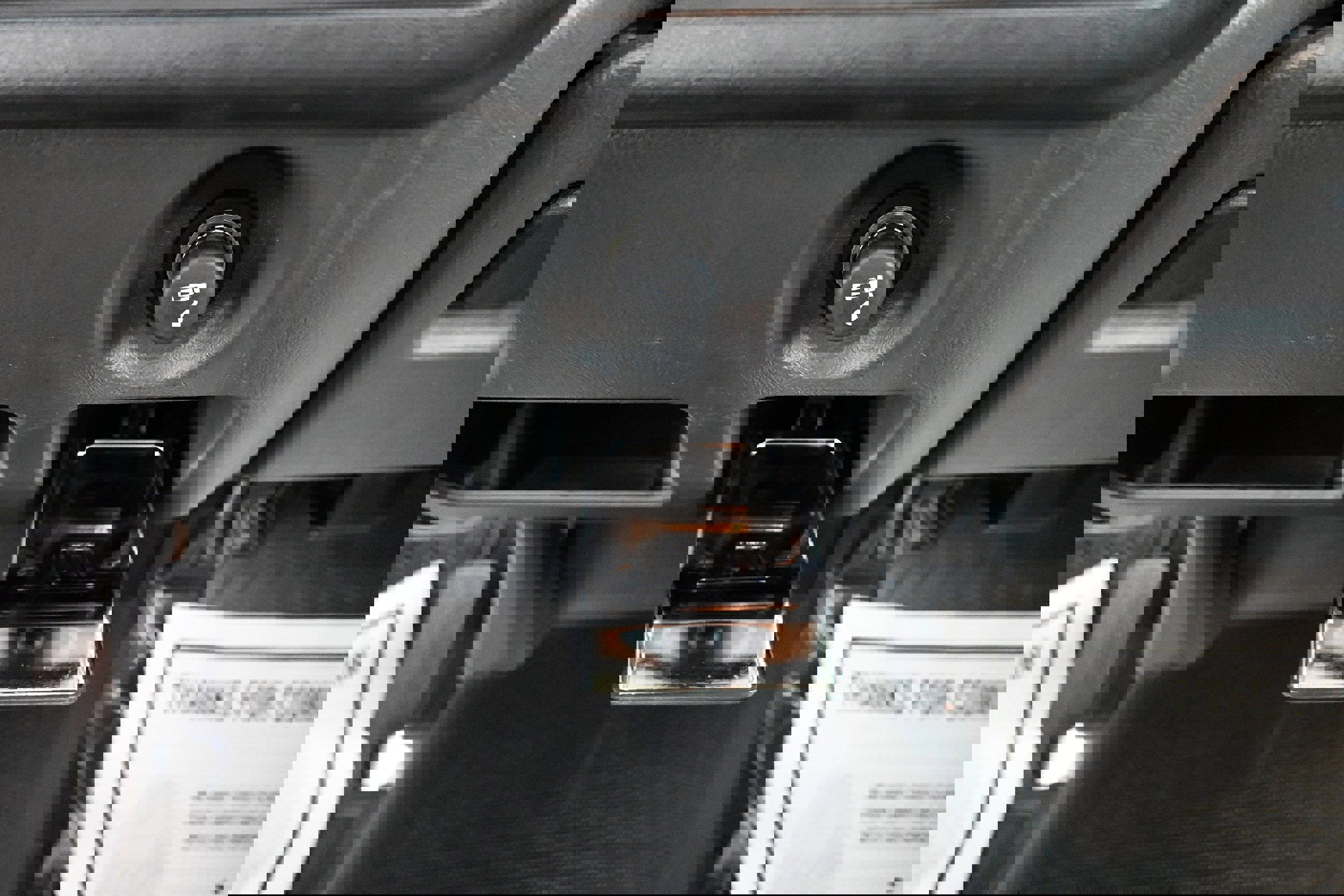 Used 2006 Chevrolet Silverado 1500 W/T image 8