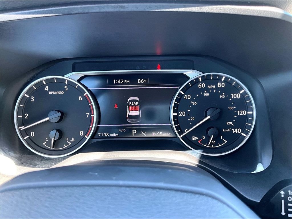 Used 2025 Nissan Rogue SV AWD/4WD image 24