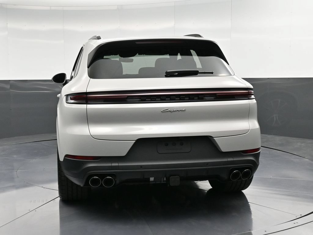 Certified 2026 Porsche Cayenne E-Hybrid AWD/4WD image 7