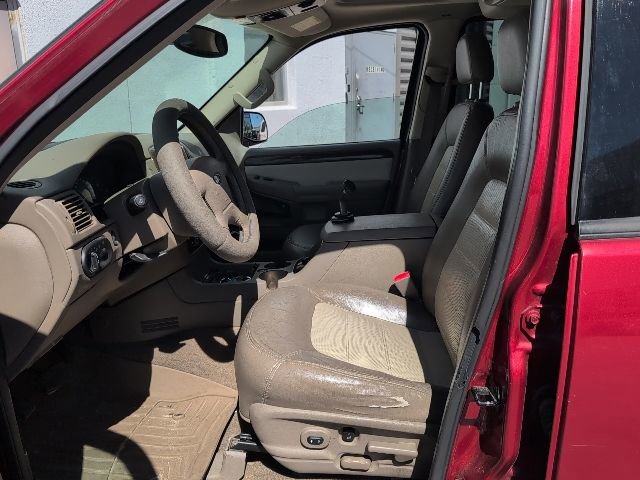 Used 2005 Ford Explorer Eddie Bauer AWD/4WD image 12