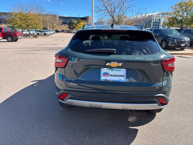 New 2026 Chevrolet Trax LT w/ LT Convenience Package FWD image 5