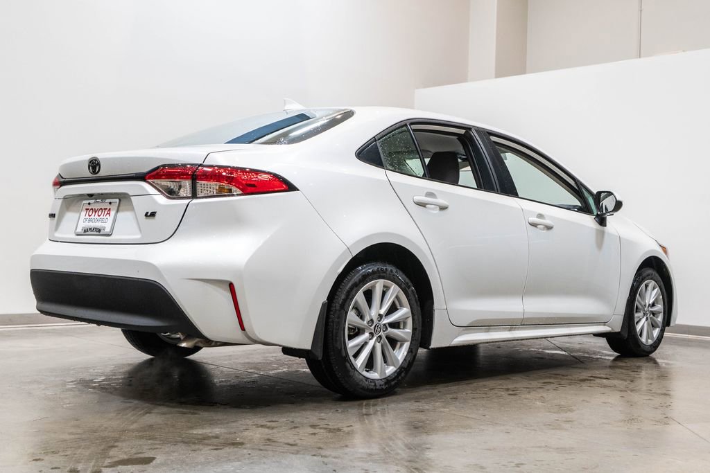 New 2026 Toyota Corolla LE image 9