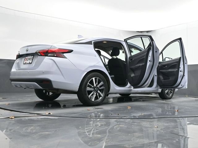 Used 2025 Nissan Versa SV image 69