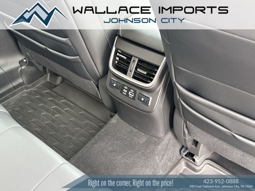 Used 2025 Subaru Outback Limited XT AWD/4WD image 40