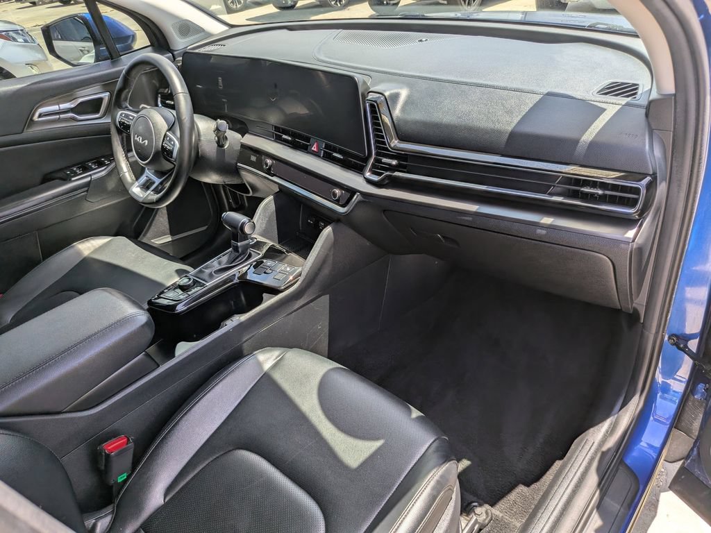 Certified 2023 Kia Sportage EX FWD image 14