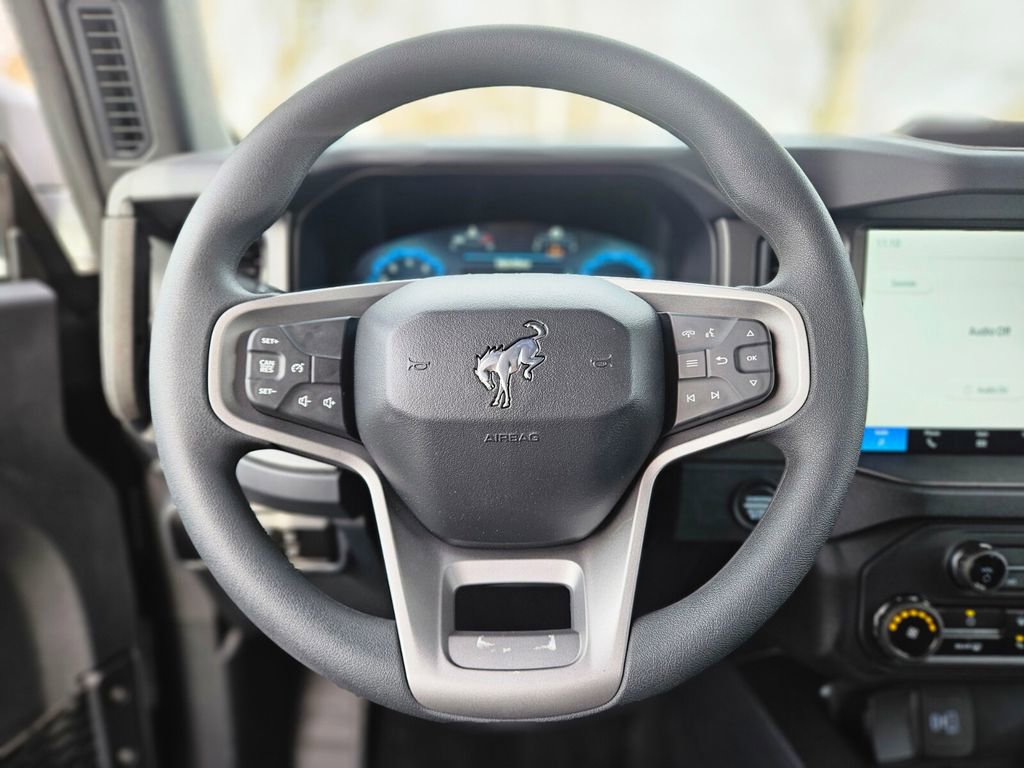 New 2025 Ford Bronco 2-Door image 18