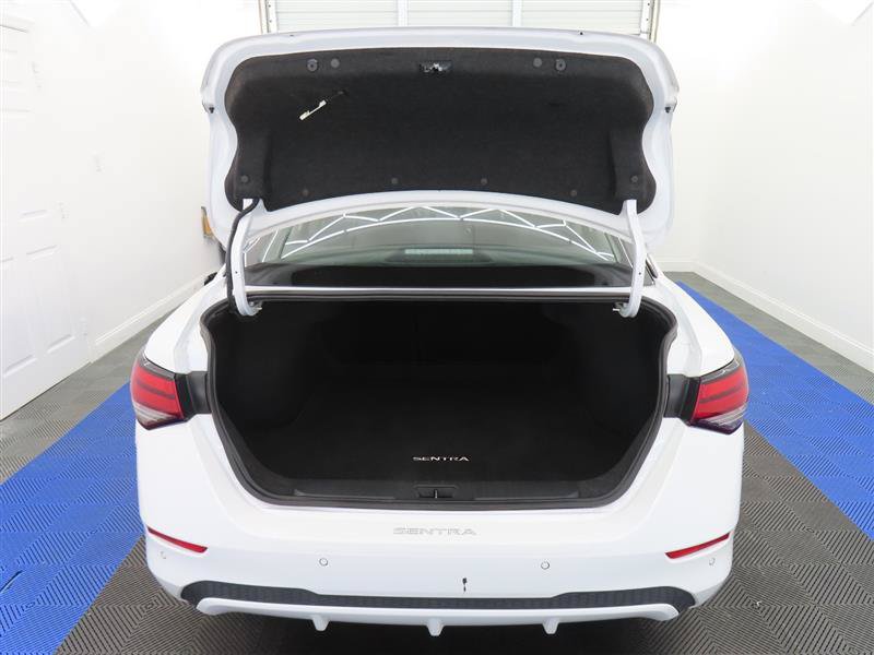 Used 2025 Nissan Sentra SV FWD image 12