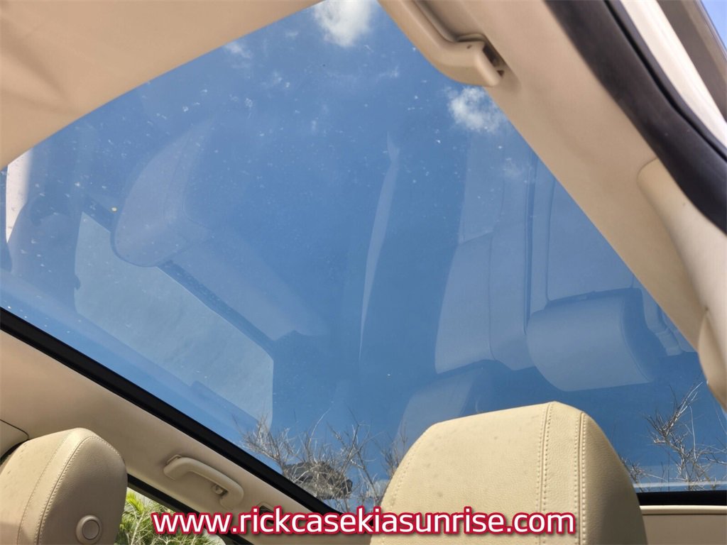 Used 2019 Land Rover Discovery Sport image 21