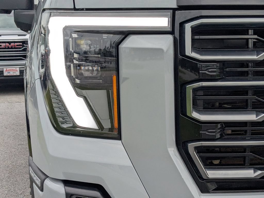Used 2025 GMC Sierra 2500 AT4 w/ AT4 Premium Plus Package AWD/4WD image 10