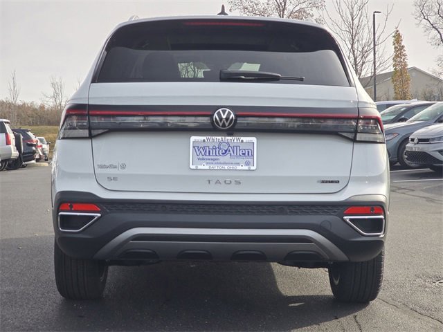 New 2026 Volkswagen Taos SE AWD/4WD image 10