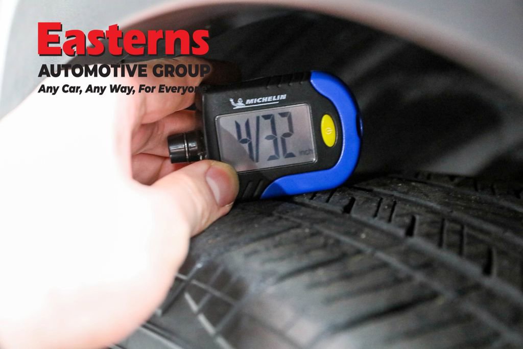 Used 2022 Toyota Corolla Cross XLE w/ Convenience Package image 24