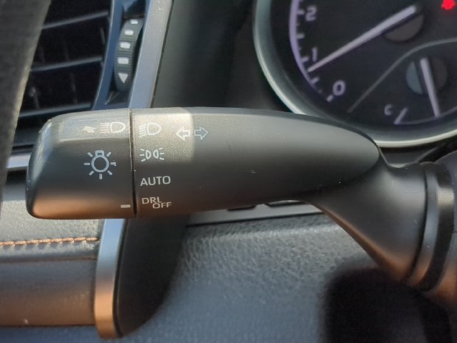 Used 2019 Toyota Camry LE FWD image 27
