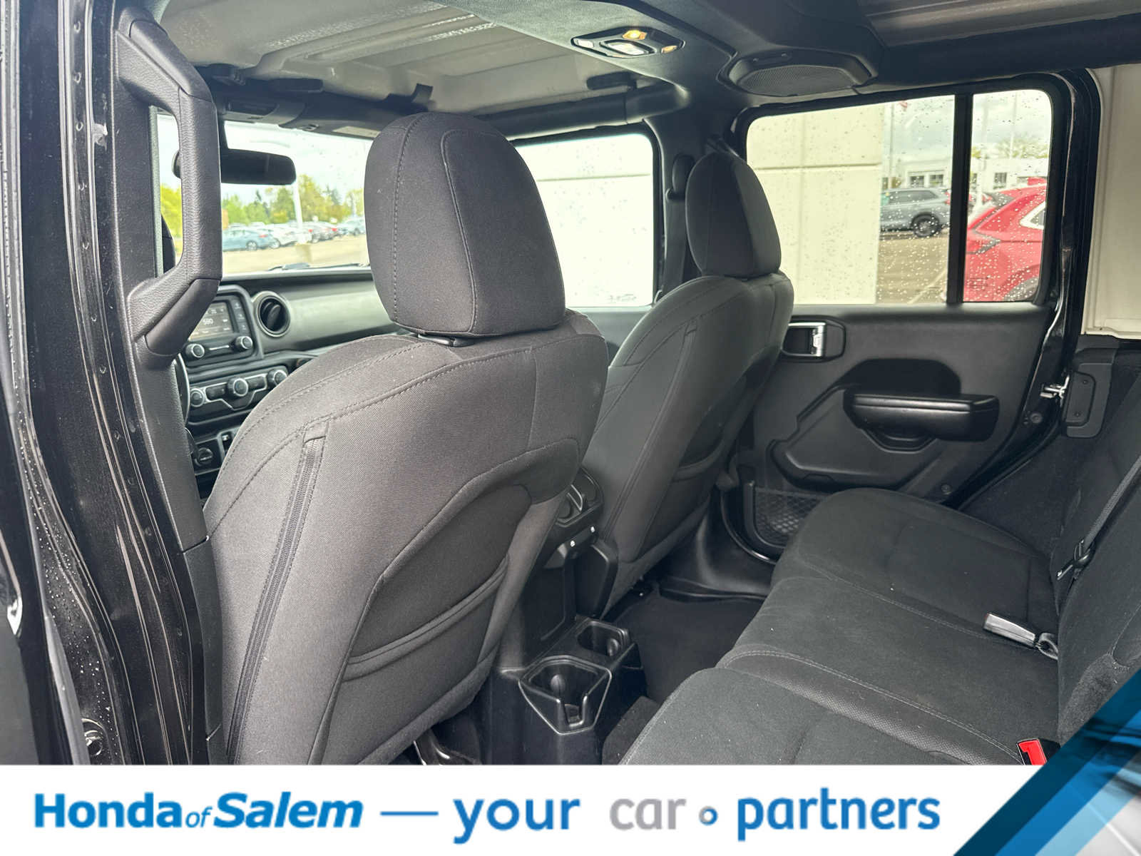 Used 2019 Jeep Wrangler Unlimited Sport S AWD/4WD image 12