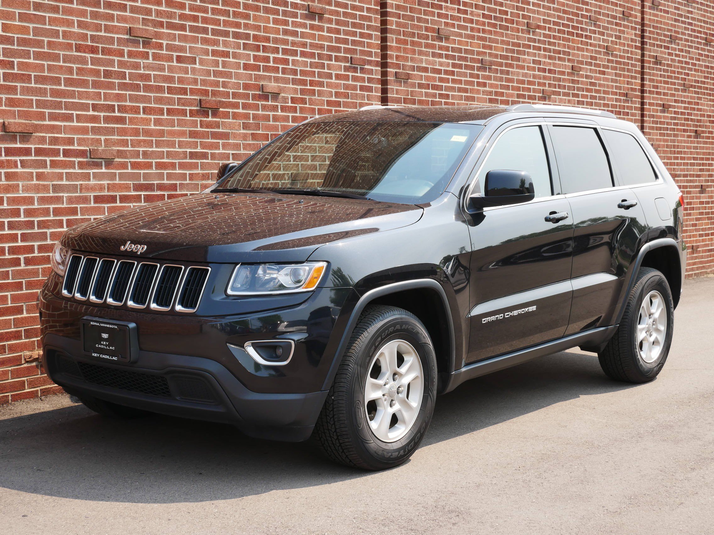 Used 2014 Jeep Grand Cherokee Laredo w/ Security & Convenience Group