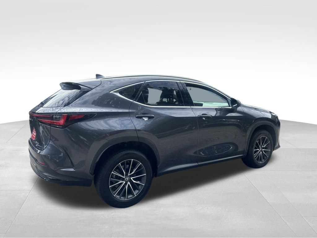 Used 2022 Lexus NX 350 AWD image 3