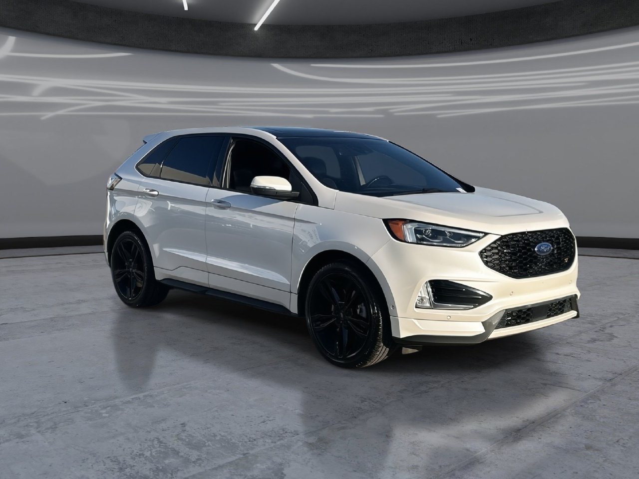 Used 2019 Ford Edge ST w/ Equipment Group 401A AWD/4WD image 2