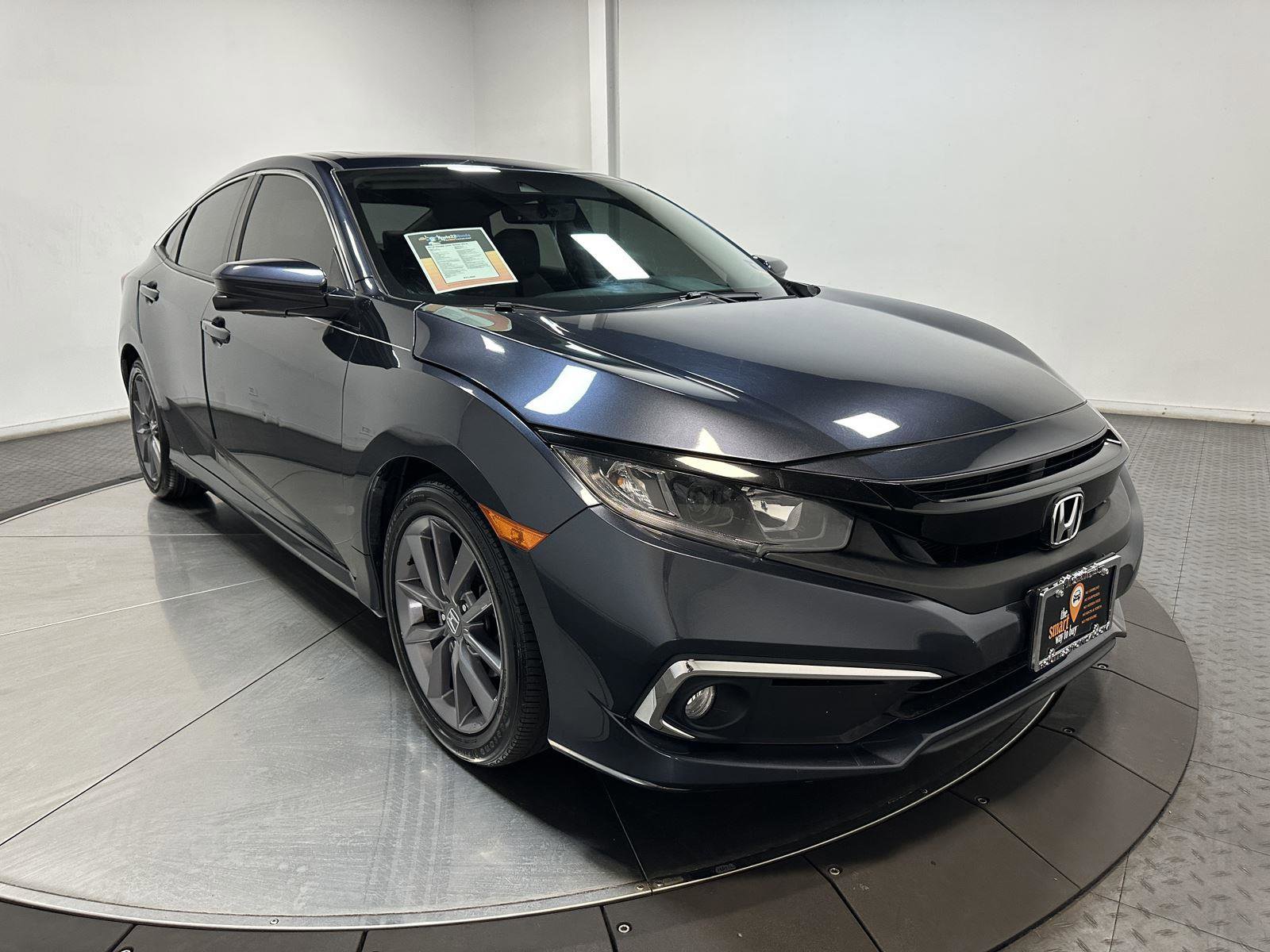 Used 2019 Honda Civic EX-L image 2