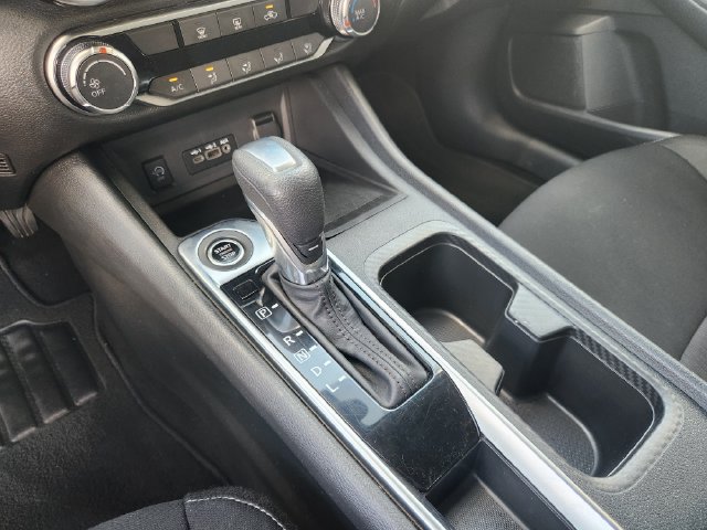 Used 2025 Nissan Sentra SV FWD image 20