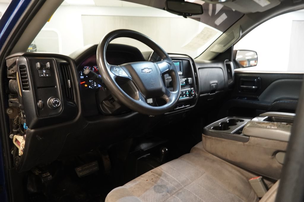 Used 2014 Chevrolet Silverado 1500 W/T w/ Trailering Package AWD/4WD image 6
