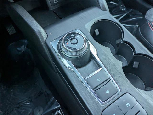 Used 2025 Ford Escape ST-Line image 13