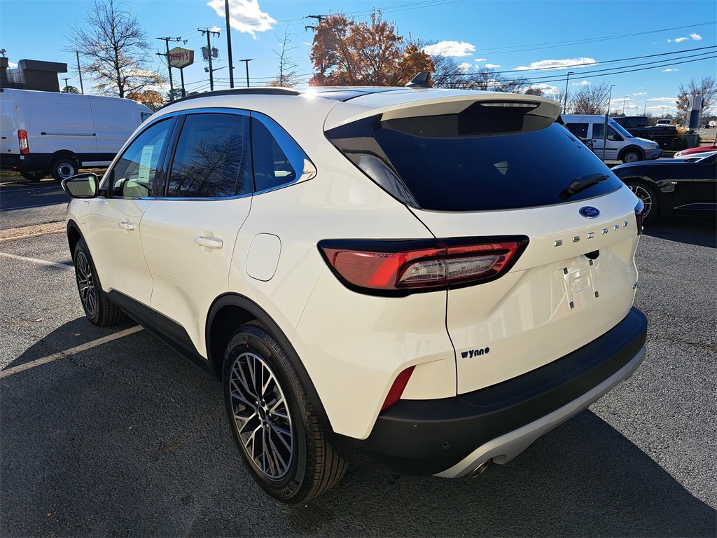 New 2026 Ford Escape Base image 4