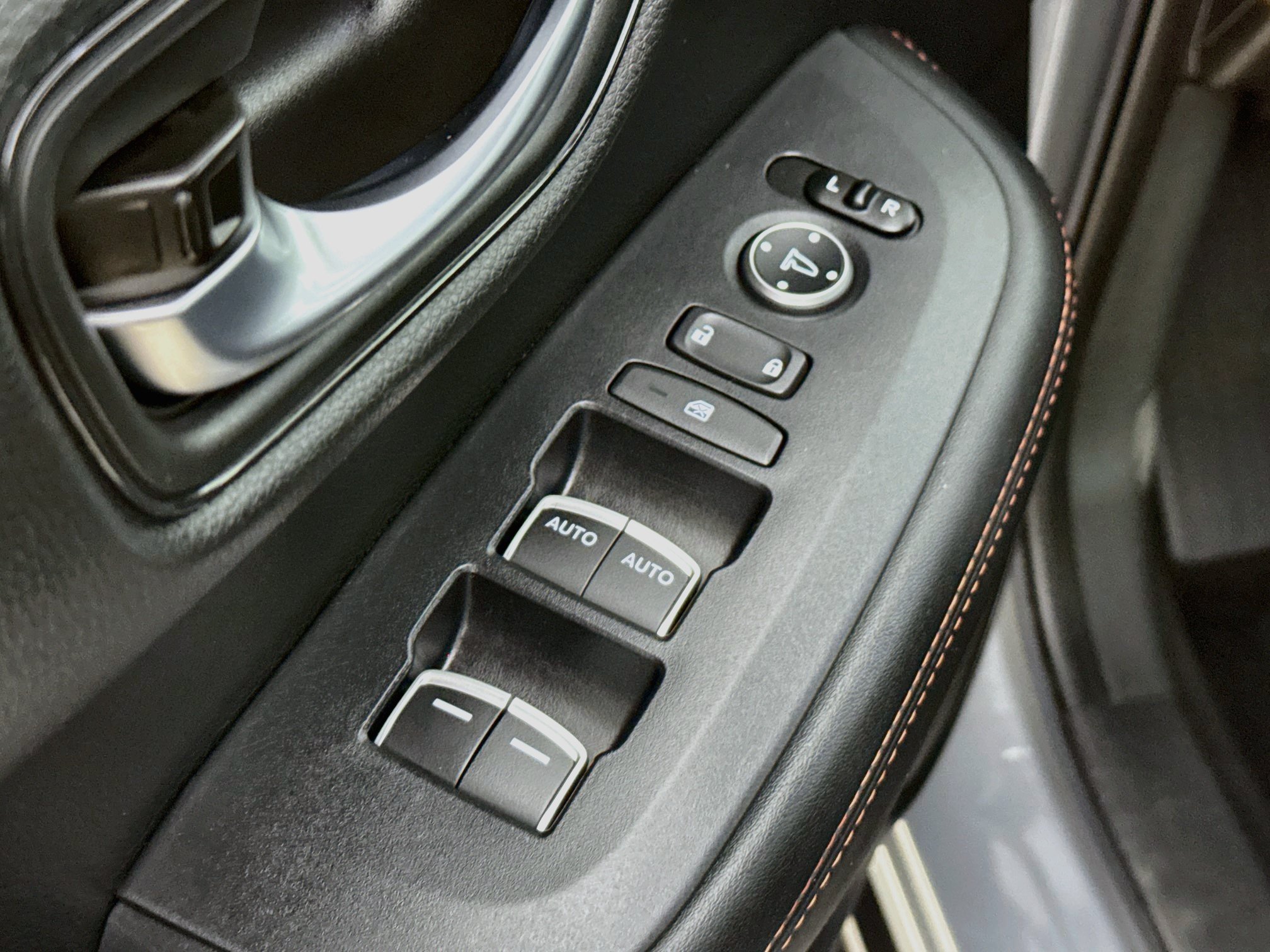Used 2025 Honda HR-V Sport image 20