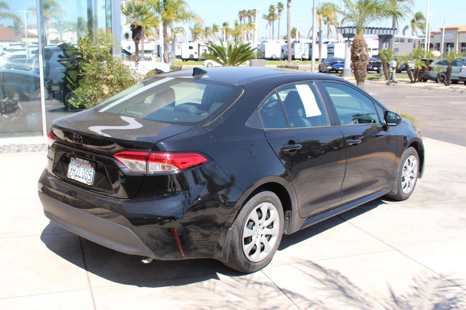 Used 2023 Toyota Corolla LE image 9