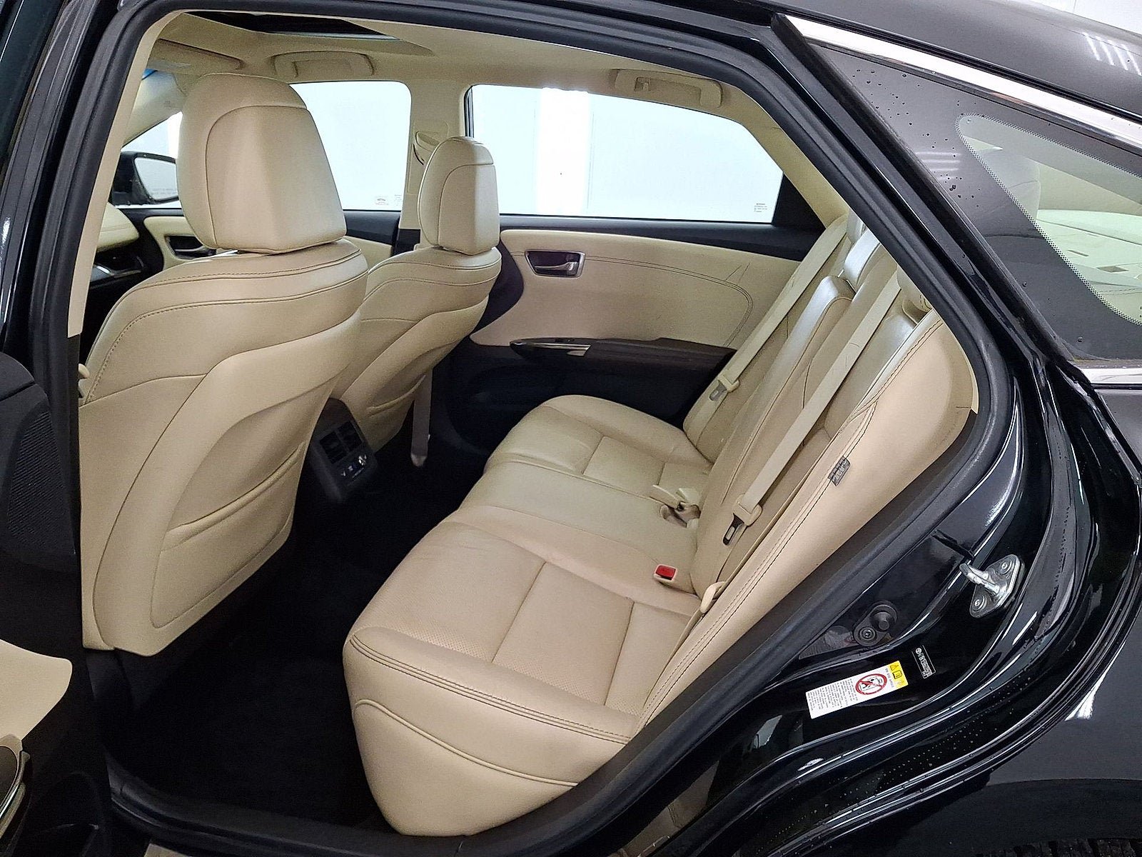 Used 2016 Toyota Avalon Limited w/ Protection Package FWD image 12