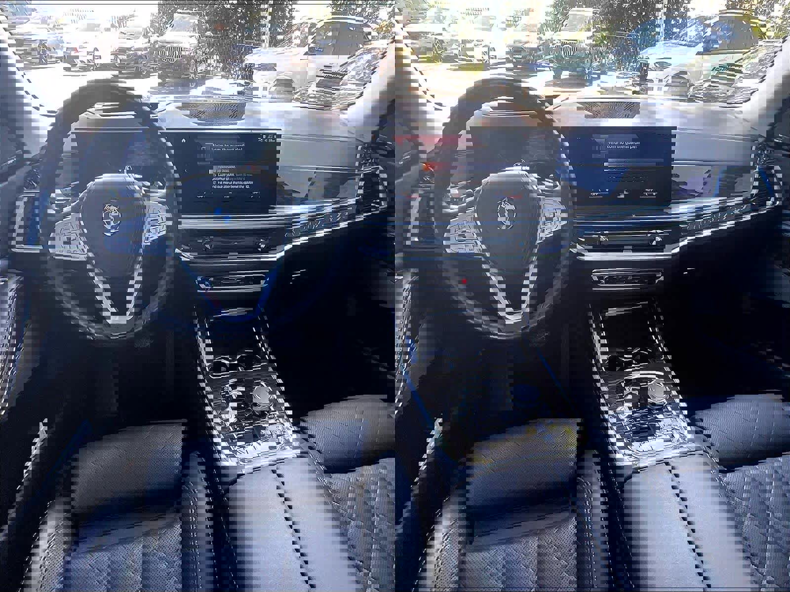 Used 2023 BMW X7 xDrive40i w/ Premium Package image 15