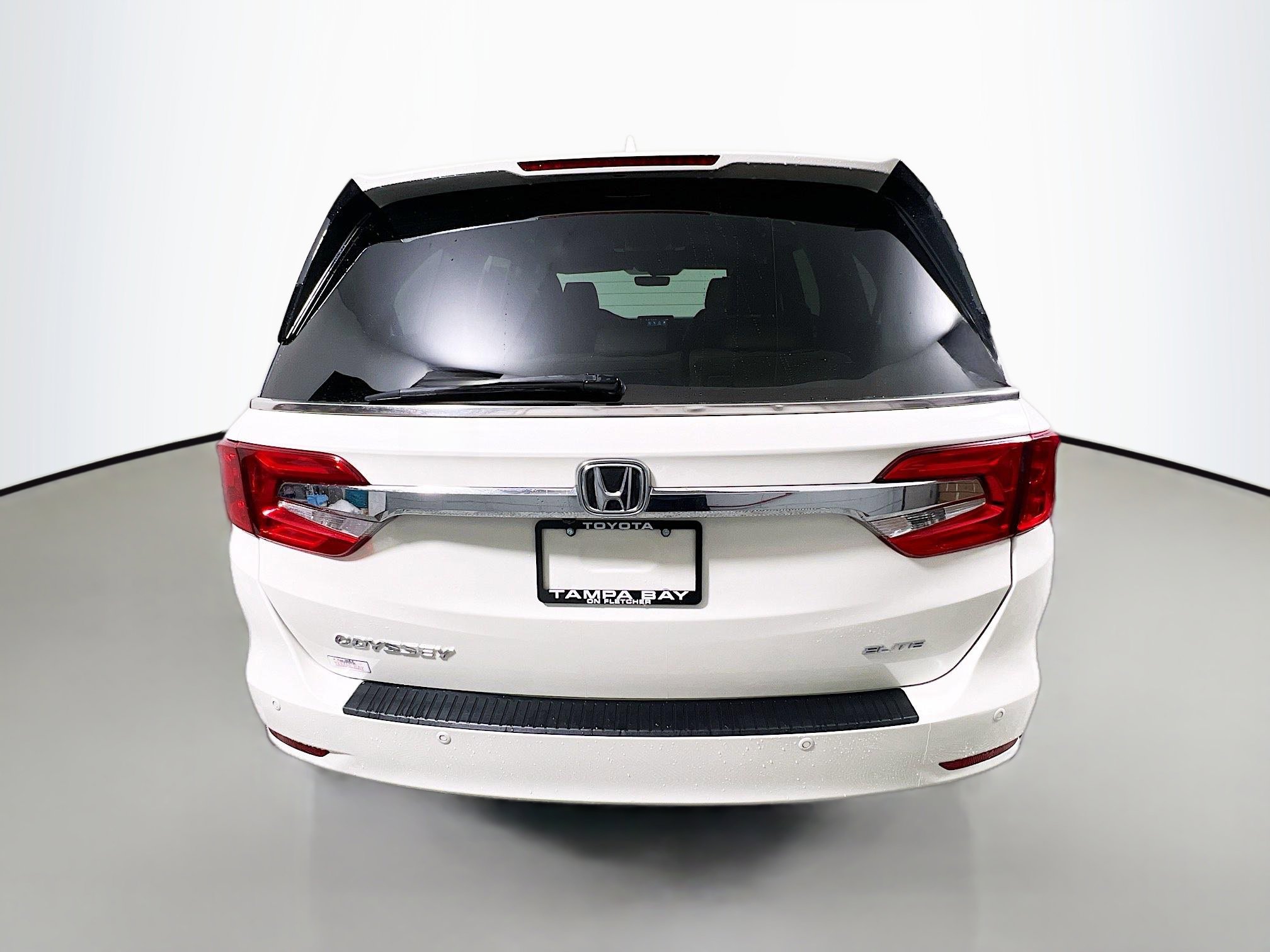 Used 2018 Honda Odyssey Elite image 6