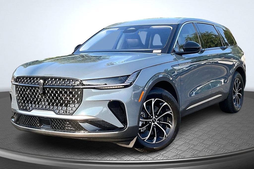 New 2026 Lincoln Nautilus Premier AWD/4WD image 2