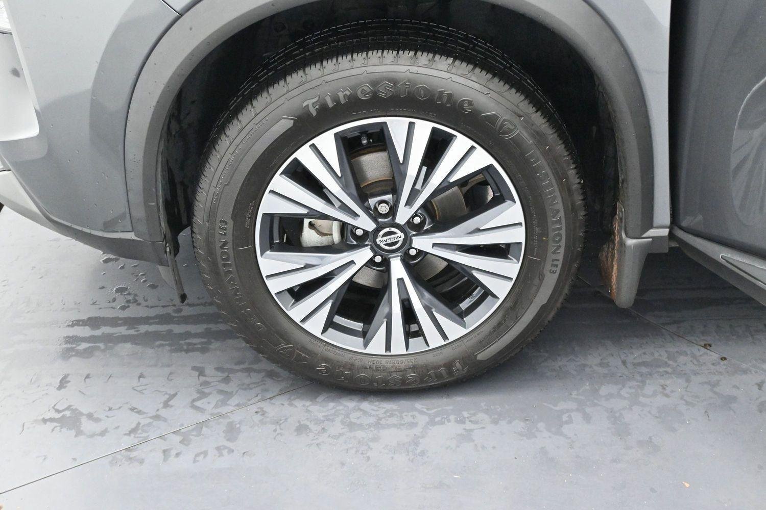 Used 2021 Nissan Rogue SV w/ Premium Package FWD image 34