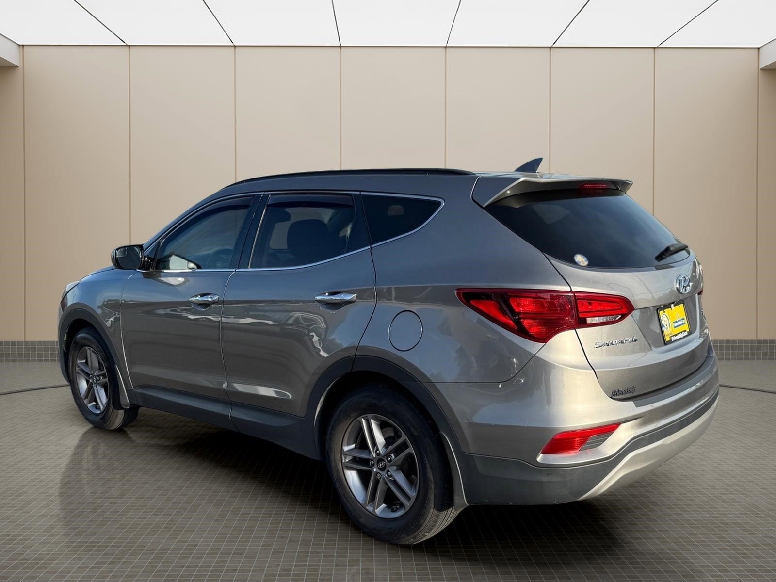 Used 2017 Hyundai Santa Fe Sport FWD image 4