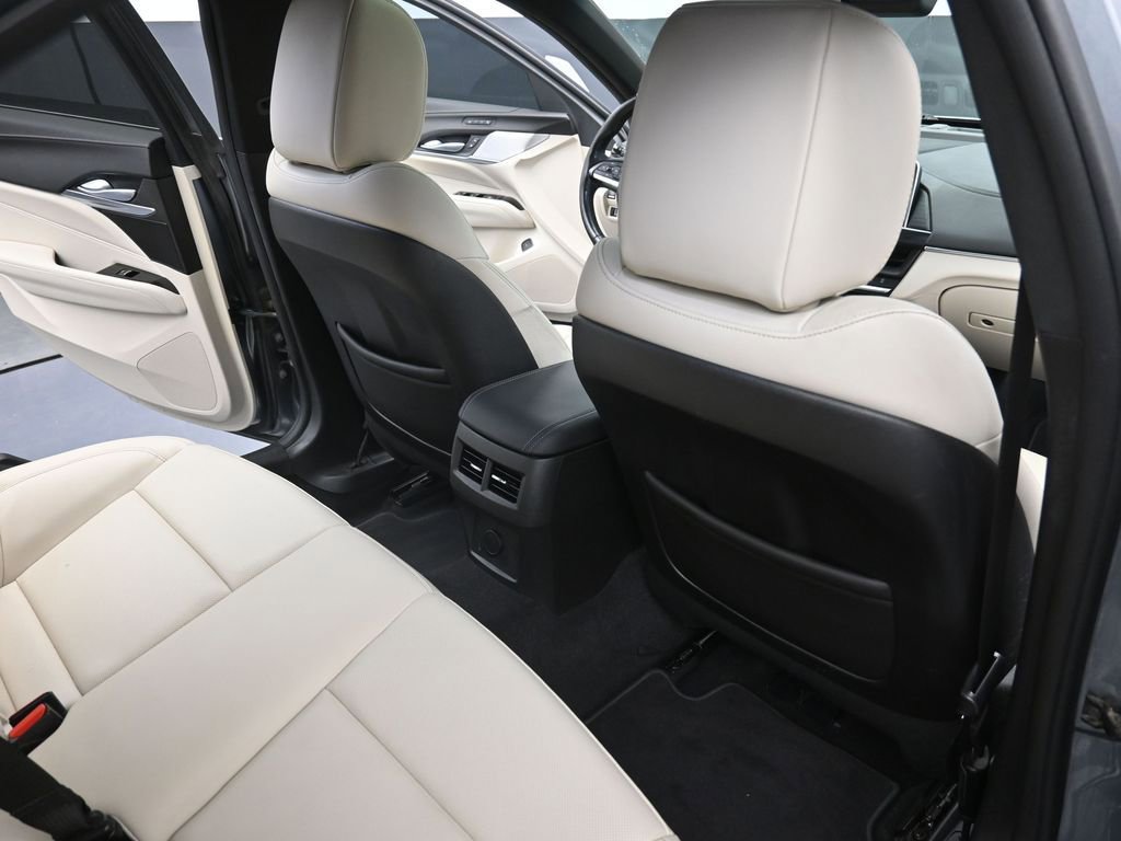 Used 2020 Cadillac CT4 Premium Luxury image 10