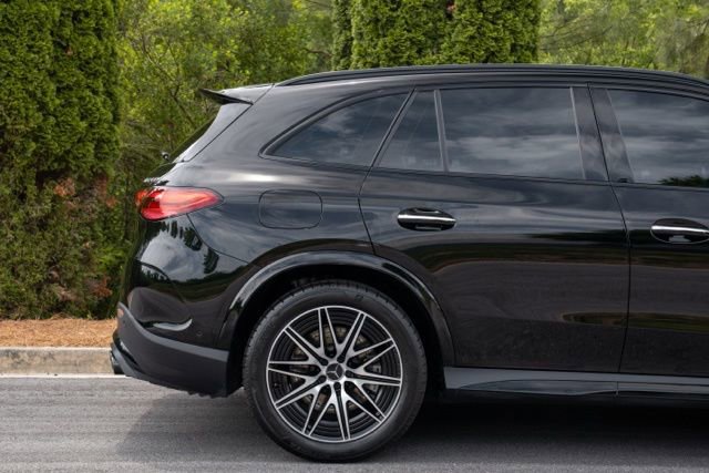 Used 2025 Mercedes-Benz GLC 43 AMG 4MATIC image 12