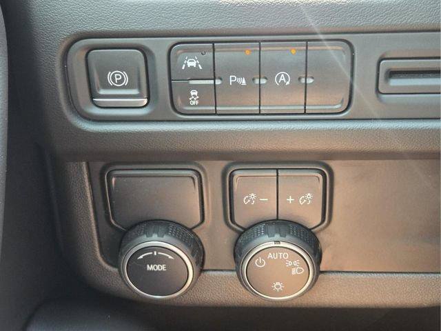 Used 2023 Chevrolet Tahoe LS RWD image 32