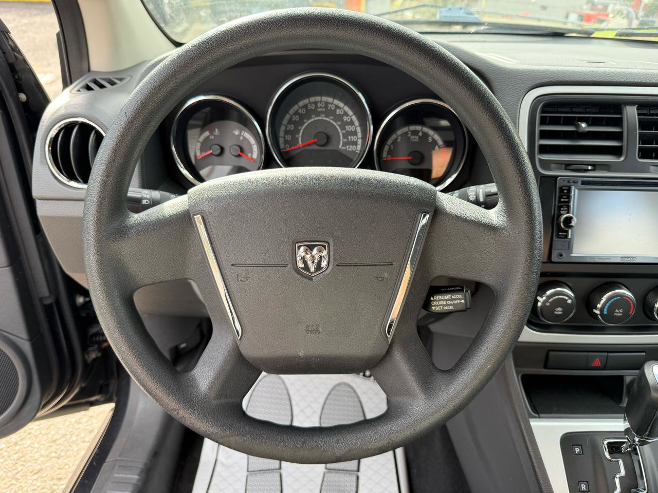 Used 2010 Dodge Caliber SXT image 19