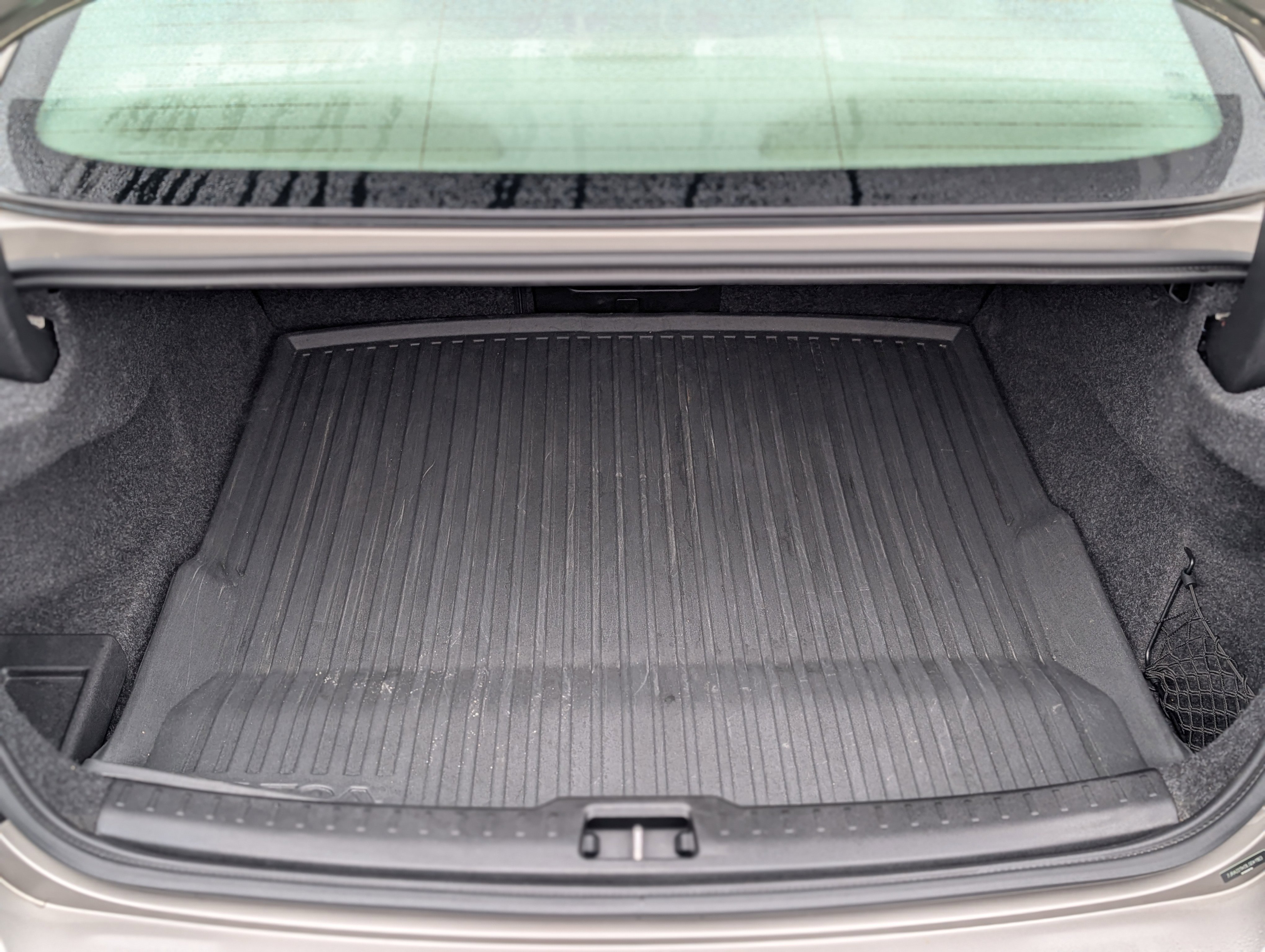 Used 2020 Volvo S60 T6 Momentum image 42