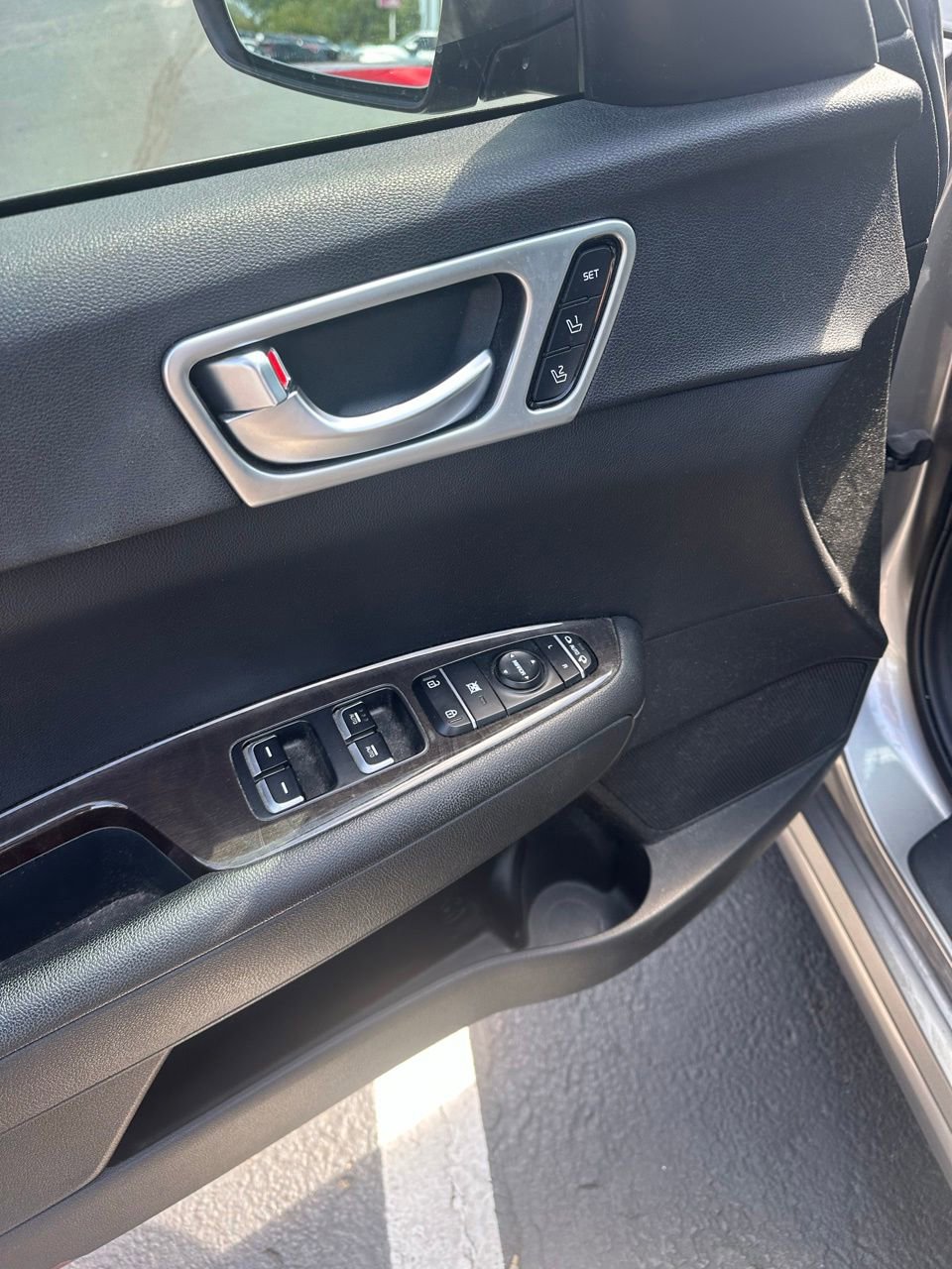 Used 2018 Kia Optima EX w/ Premium Package FWD image 11