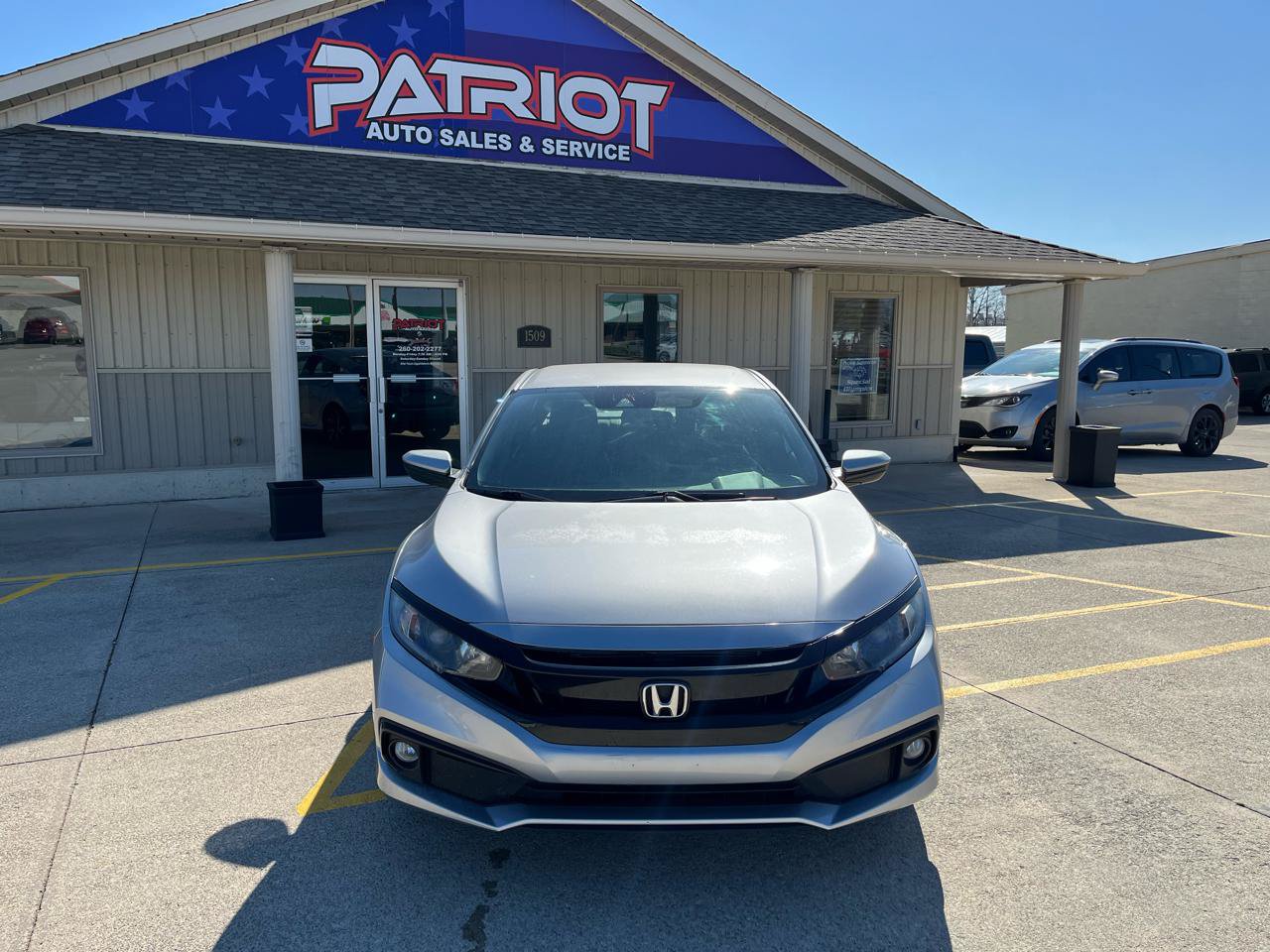 Used 2019 Honda Civic Sport image 2