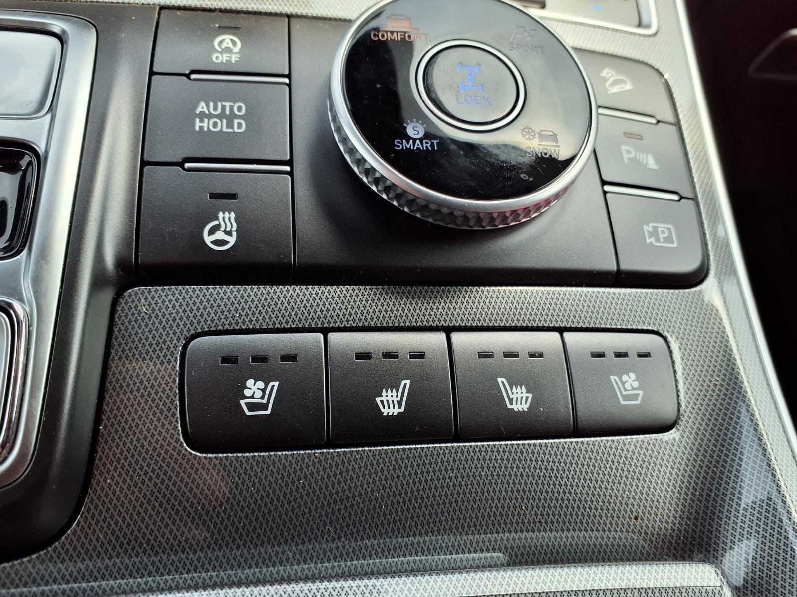 Used 2023 Hyundai Santa Fe Calligraphy AWD/4WD image 11
