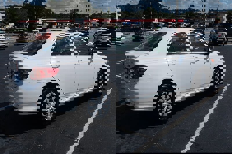 Used 2009 Toyota Corolla LE image 6