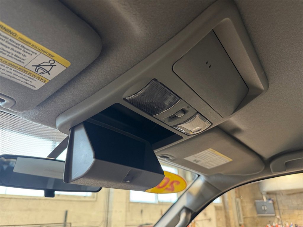 Used 2014 Nissan Frontier S image 18